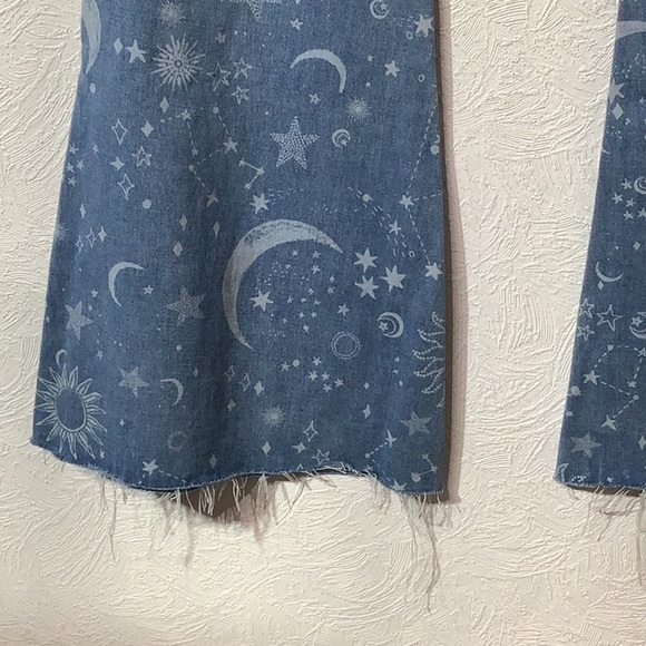 ROMWE - Sz L (see measurements) - 14” bell bottom sun moon stars Hi Rise Jeans - Picture 4 of 9